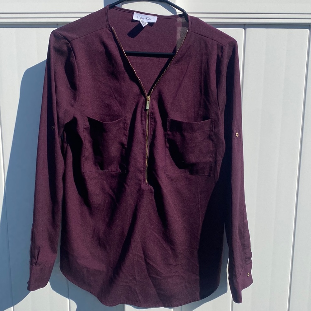 2/$20 Women’s Calvin Klein blouse size small